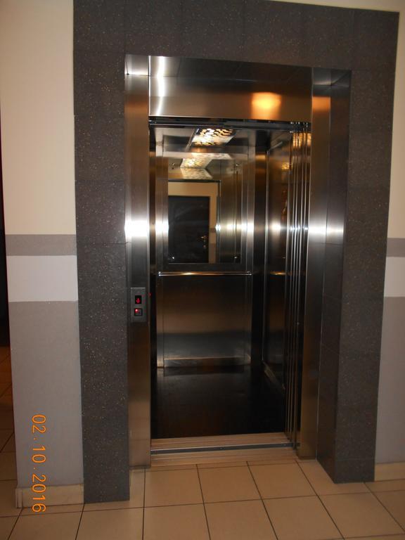 Apartament Podgorna 12 Torun Bagian luar foto