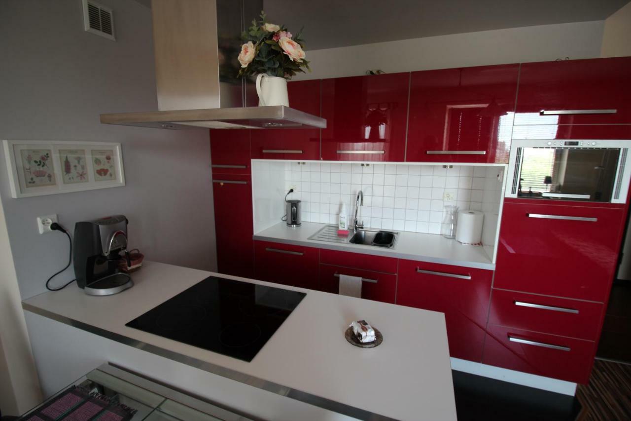 Apartament Podgorna 12 Torun Bagian luar foto
